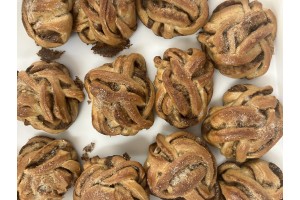 Cardamom Bun