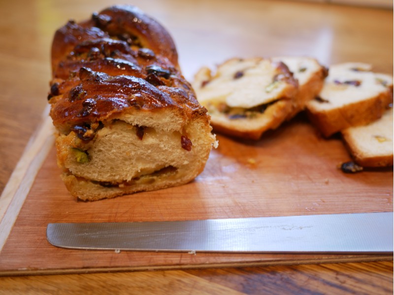 Babka - White Chocolate, Pistachio & Cranberry 